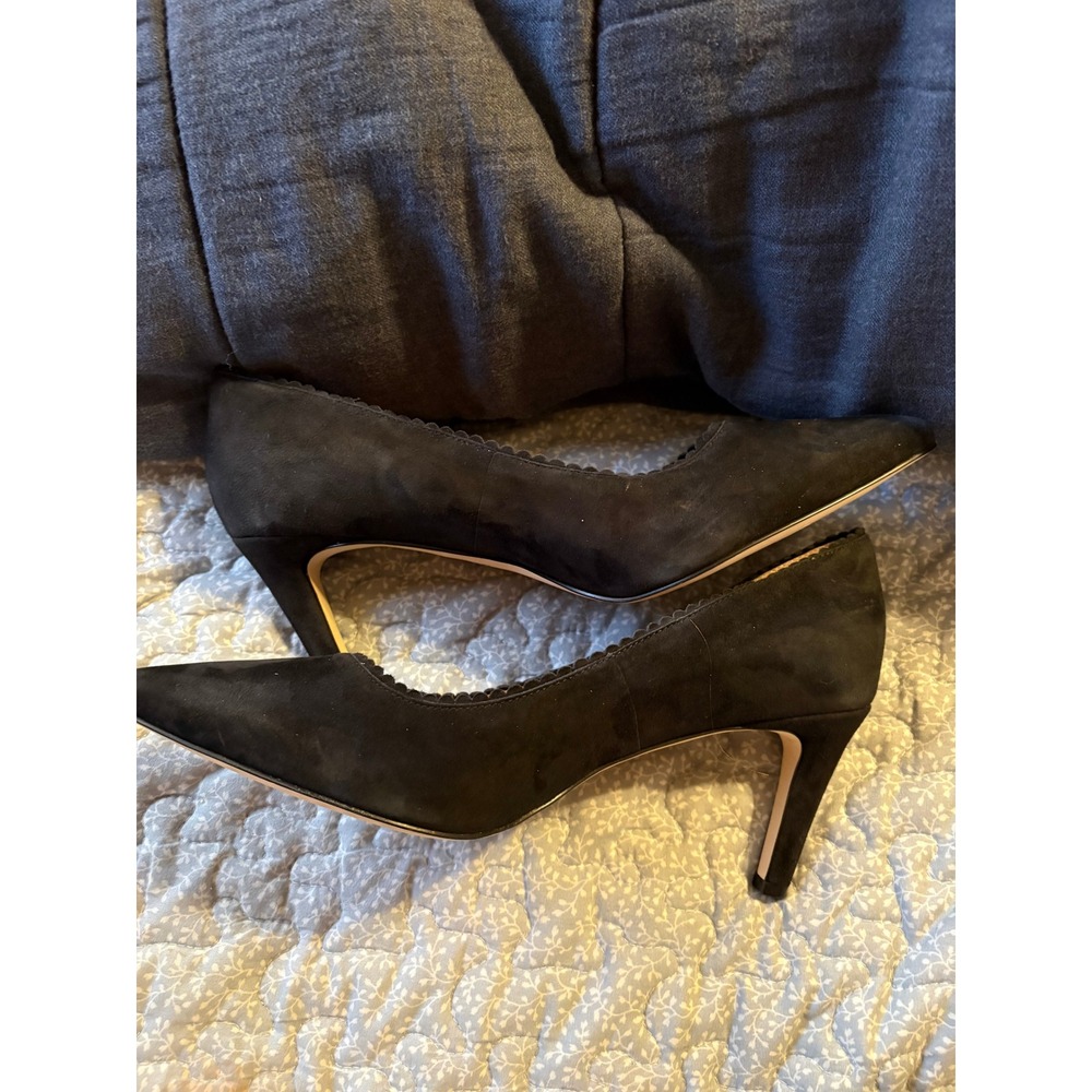 Cole Haan Grand 360 Black Suede Scalloped Pointed Toe Pumps W35022 Women's 9.5B - Picture 9 of 10
